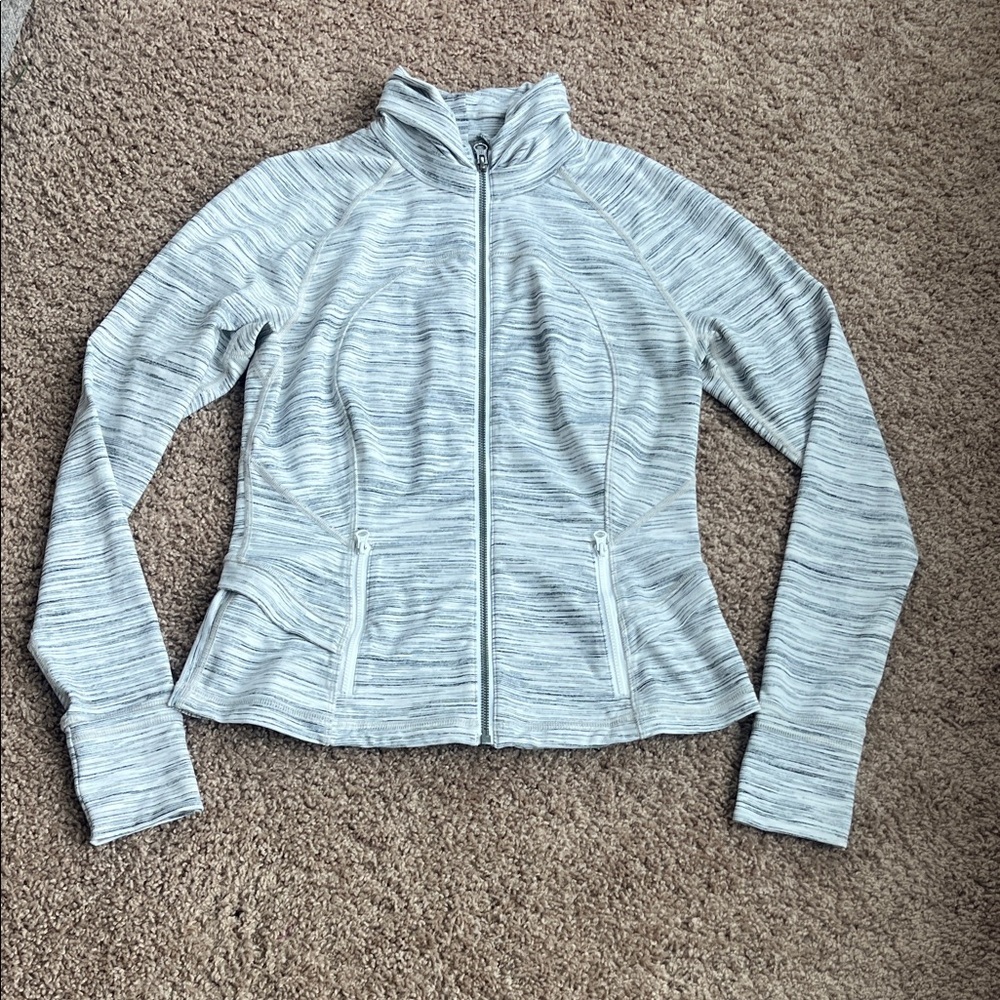 Lululemon Women's Heathered Gray Hustle in Your Bustle Long Sleeve Jacket 8 - Picture 7 of 16
